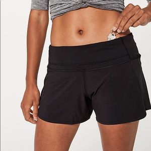 Lululemon Black Run Times Shorts size 6